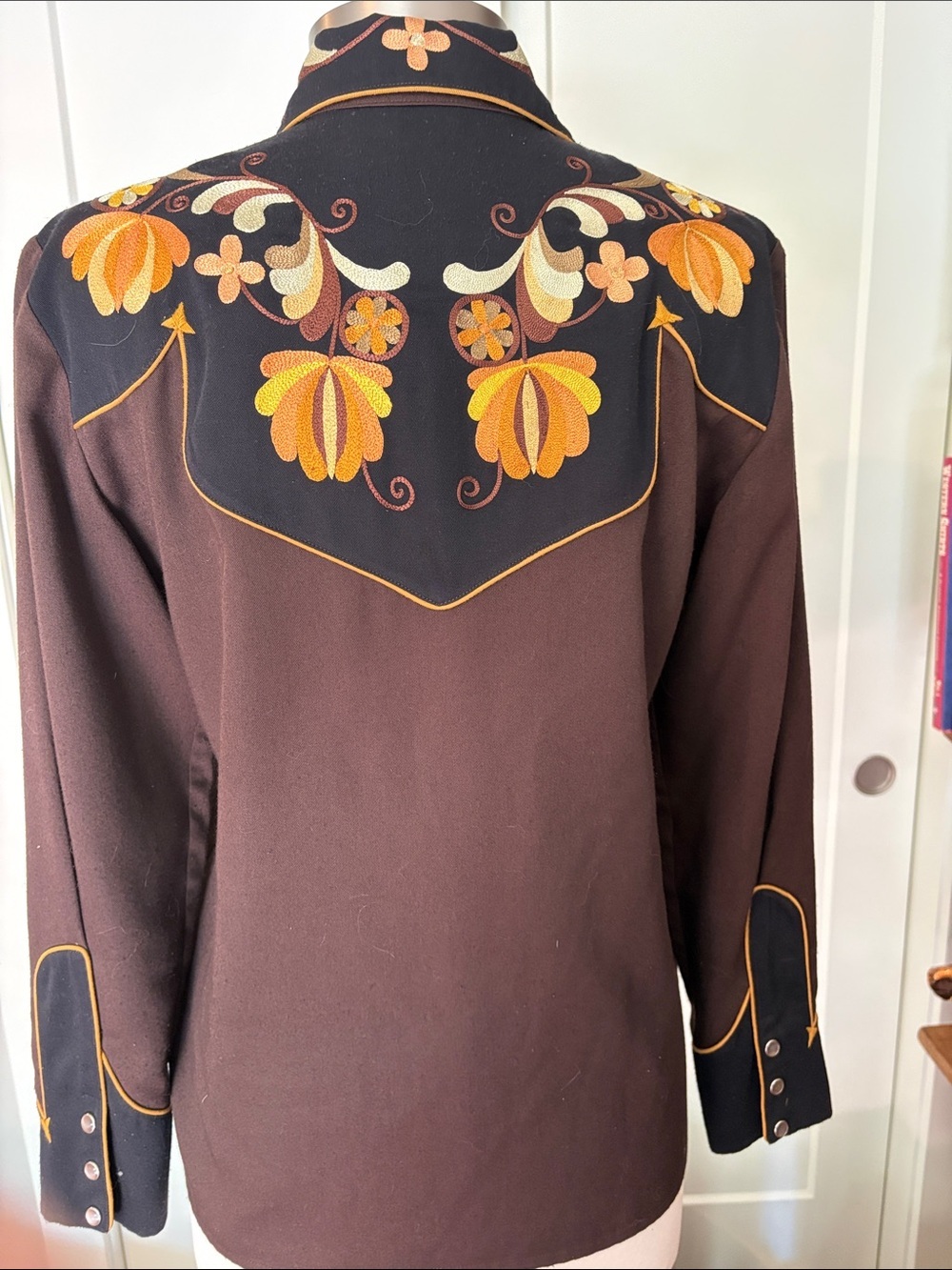Vintage Brown Western pearl snap Shirt with gold tonal Floral Embroidery - Picture 6 of 11